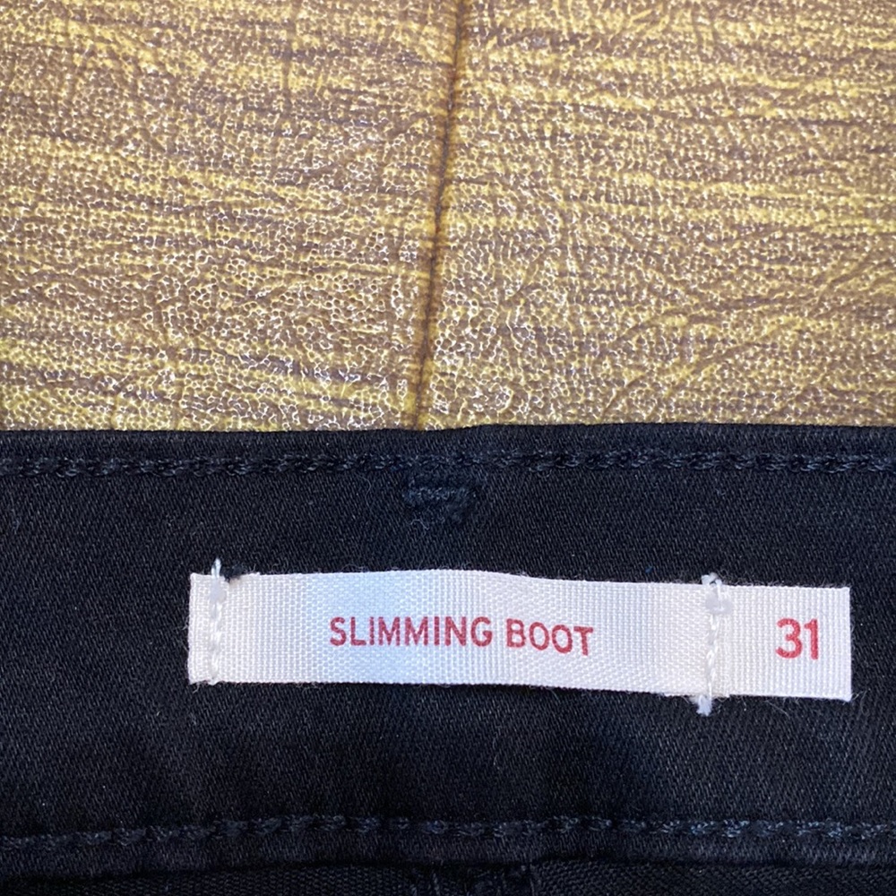 NWT Black Levi’s Slimming Boot Cut Size 12 Denim Jeans 31 x 32 - Picture 3 of 10
